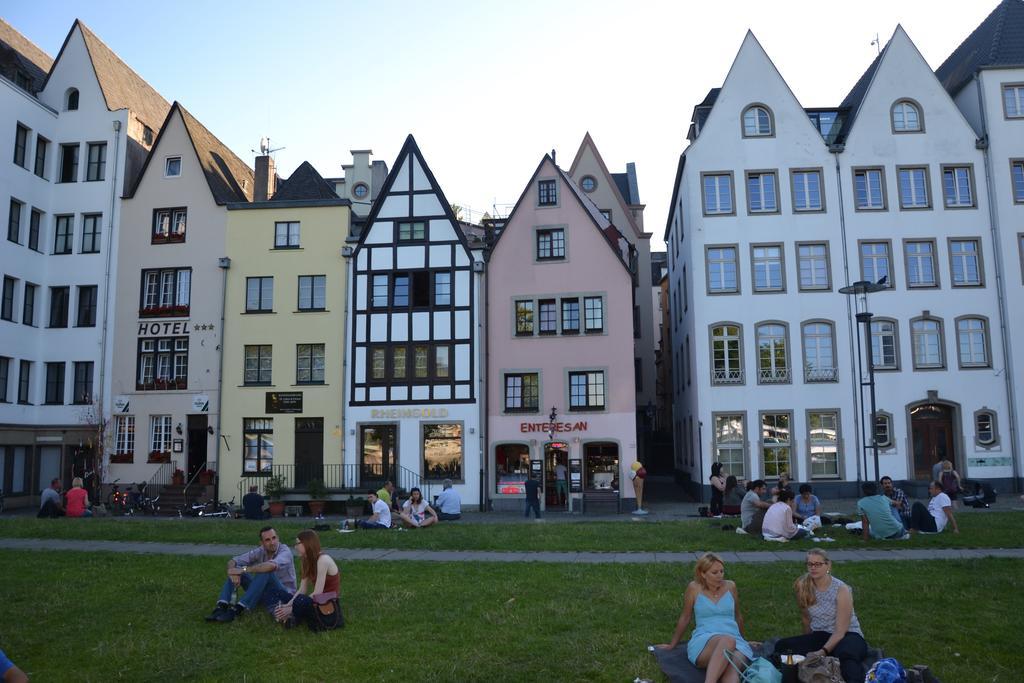 Haus Enteresan Aparthotel Köln Eksteriør bilde